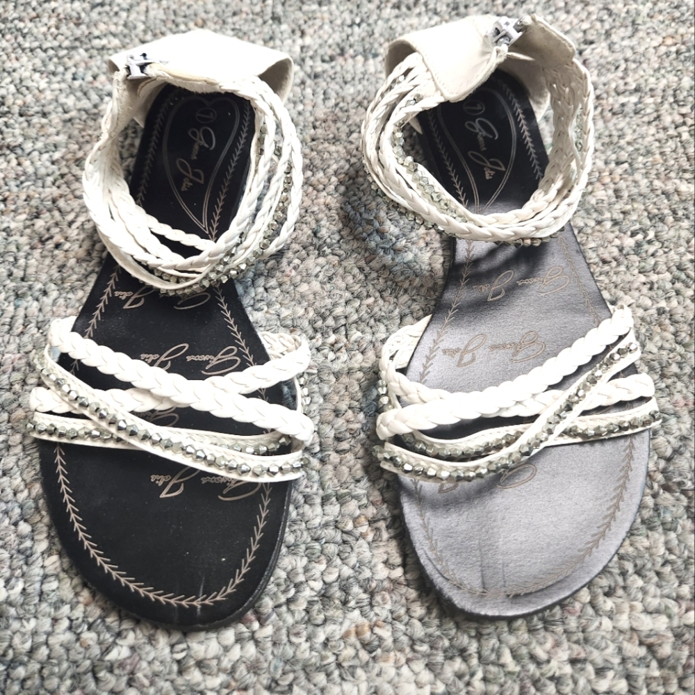 Givona Jolie White Braided Ankle Strap Sandals 7